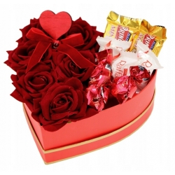 Bukiet SERCE na WALENTYNKI z 6x różami welur i słodyczami PREMIUM 3