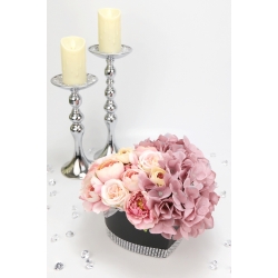 Bukiet LUX czarny Flower Box MIX różowych kwiatów