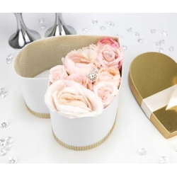 Bukiet w DZIELONYM SERCU na prezent RÓŻOWE kwiaty