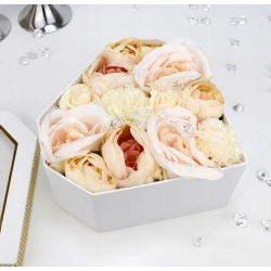 BUKIET białe pudełko DIAMENT satynowe kwiaty LUX