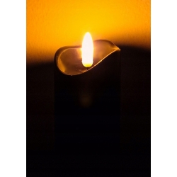 ŚWIECA LED CZARNA a'la wosk światło MRYGAJĄCE 15cm